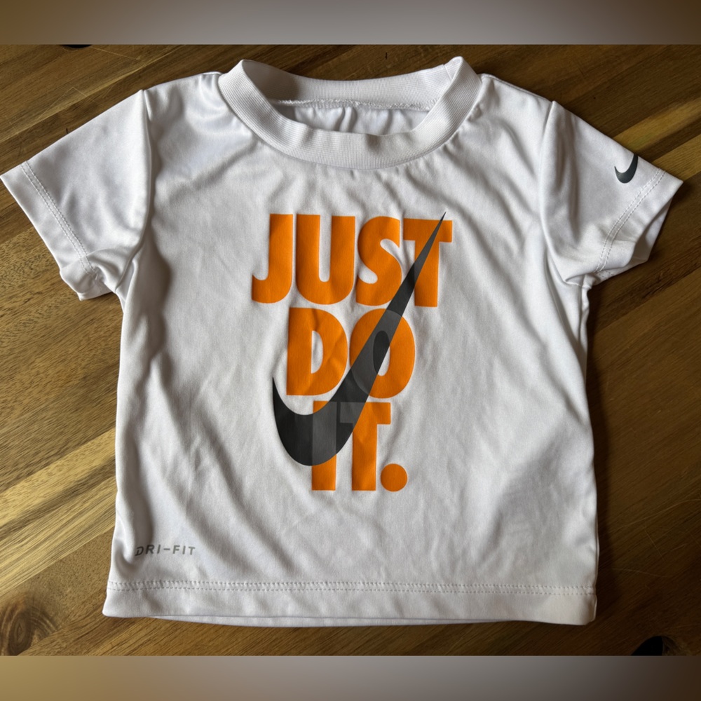 Nike Just Do It DRI-FIT Tee
